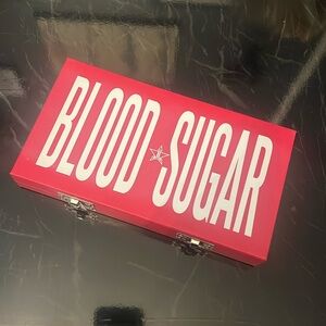 Jeffree Star Blood Sugar eyeshadow pallet